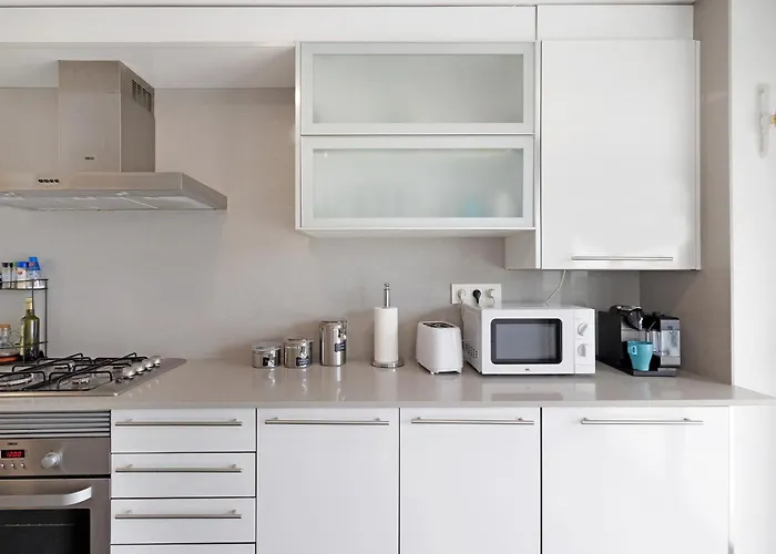 Modern And Renewed Apartament Flori