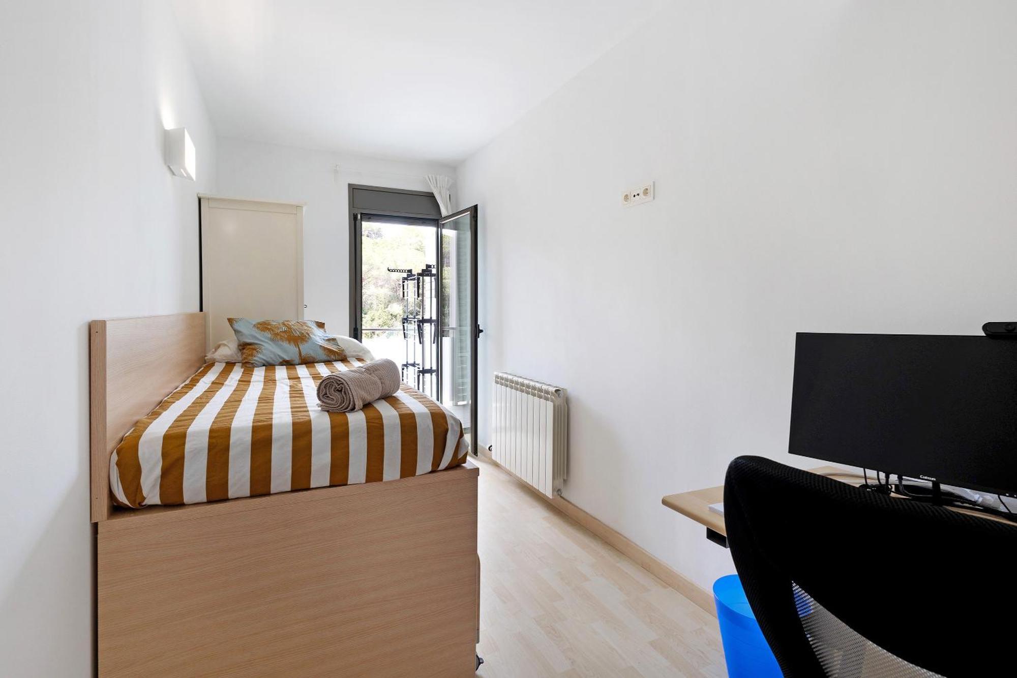 Modern And Renewed Flori Appartement